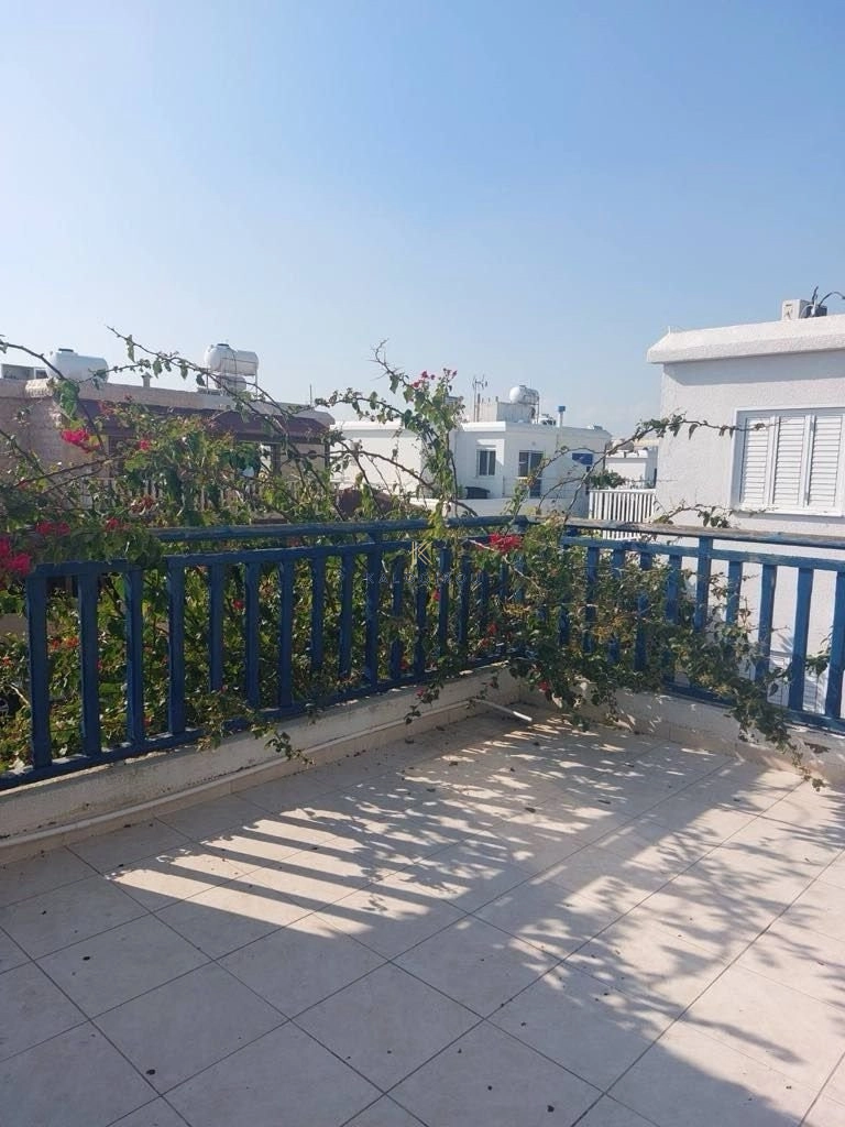 2 Bedroom House for Sale in Pervolia Larnacas