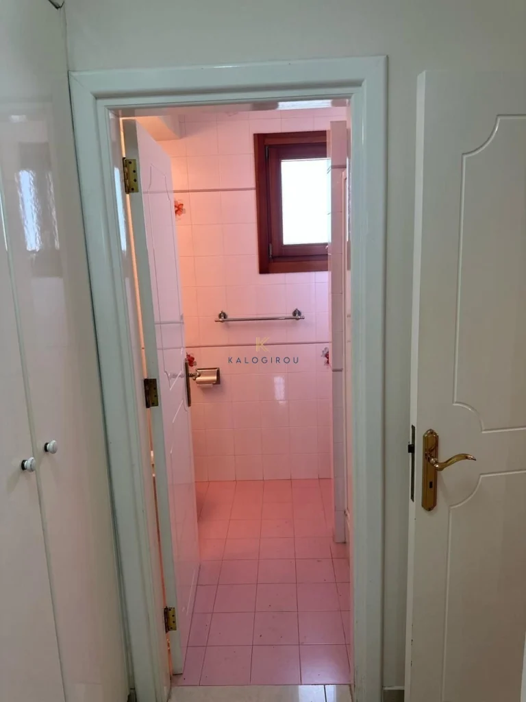 5 Bedroom House for Sale in Faneromeni, Larnaca District