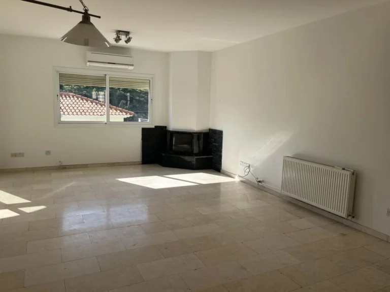 4 Bedroom House for Sale in Agios Tychonas, Limassol District