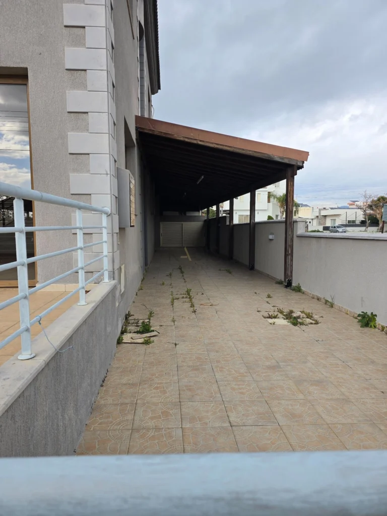 3 Bedroom House for Sale in Kato Polemidia, Limassol District