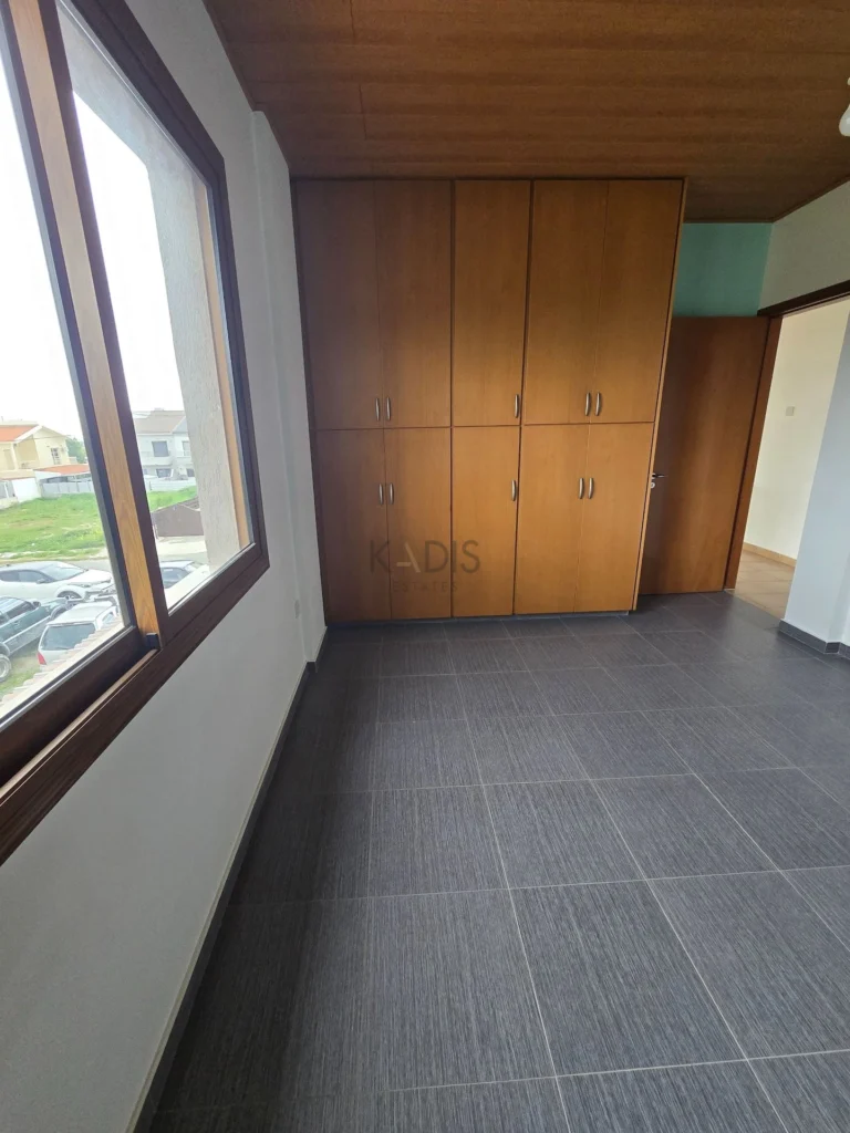 3 Bedroom House for Sale in Kato Polemidia, Limassol District