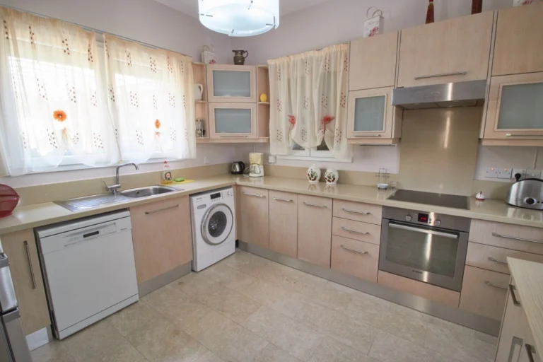 3 Bedroom House for Sale in Coral Bay, Paphos District