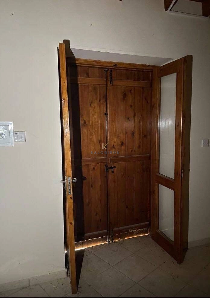 3 Bedroom House for Sale in Agioi Vavatsinias, Larnaca District