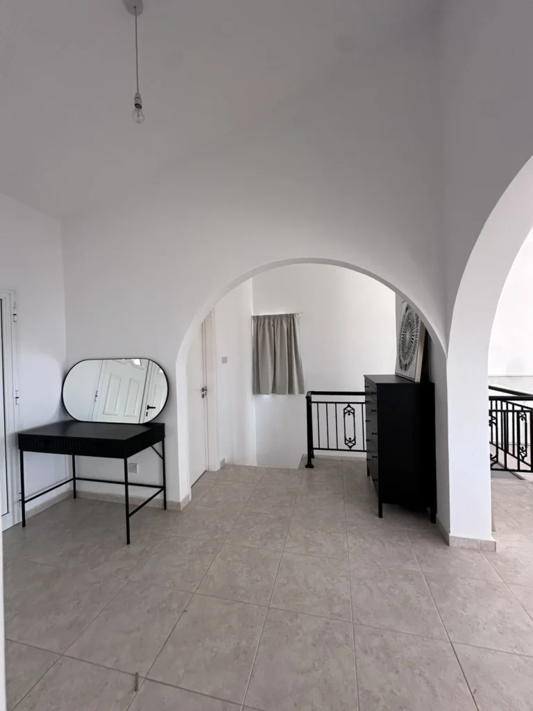 5 Bedroom House for Sale in Tala, Paphos District