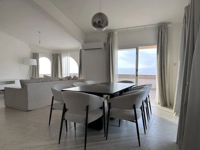 5 Bedroom House for Sale in Tala, Paphos District