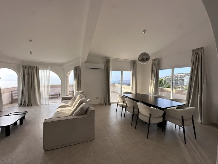 5 Bedroom House for Sale in Tala, Paphos District