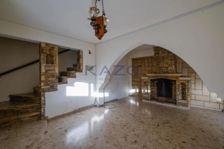 3 Bedroom House for Sale in Pyrga Larnakas, Larnaca District