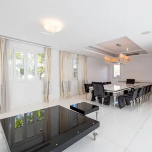 5 Bedroom House for Sale in Pyrgos Lemesou, Limassol District