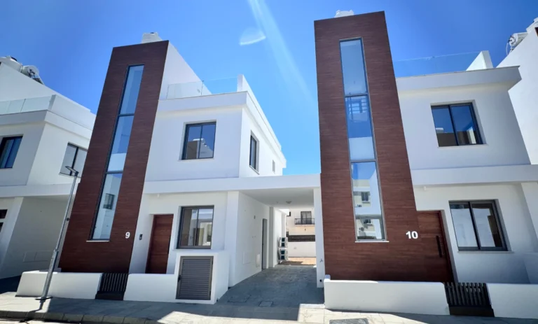 2 Bedroom House for Sale in Livadia Larnakas, Larnaca District