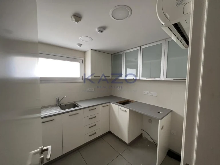 400m² Commercial for Rent in Limassol District