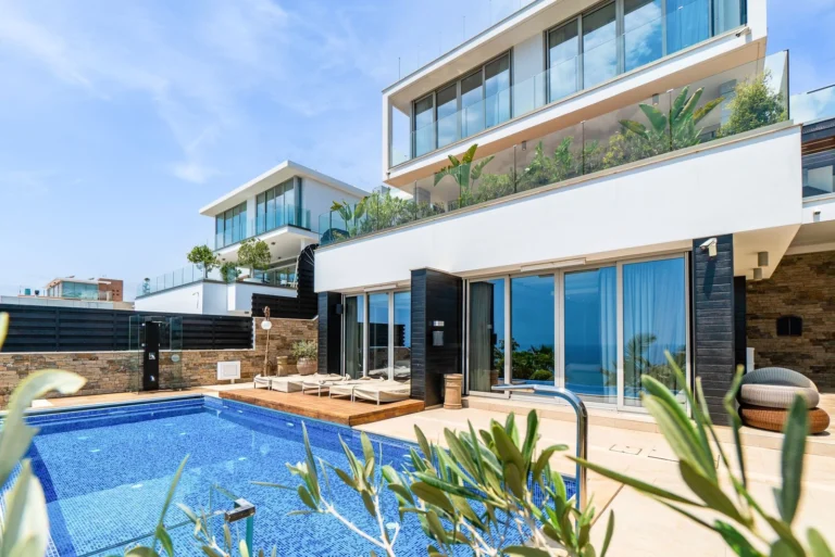 Σπίτι 5 Υπνοδωματίων προς Ενοικίαση στην Επαρχία Λεμεσού