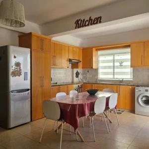 3 Bedroom Apartment for Sale in Paphos – Universal