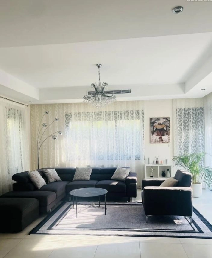 4 Bedroom House for Sale in Amathounta, Limassol District