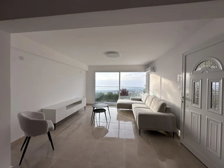 5 Bedroom House for Sale in Tala, Paphos District