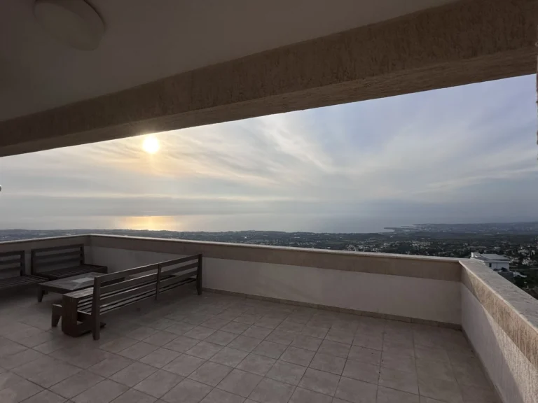 5 Bedroom House for Sale in Tala, Paphos District