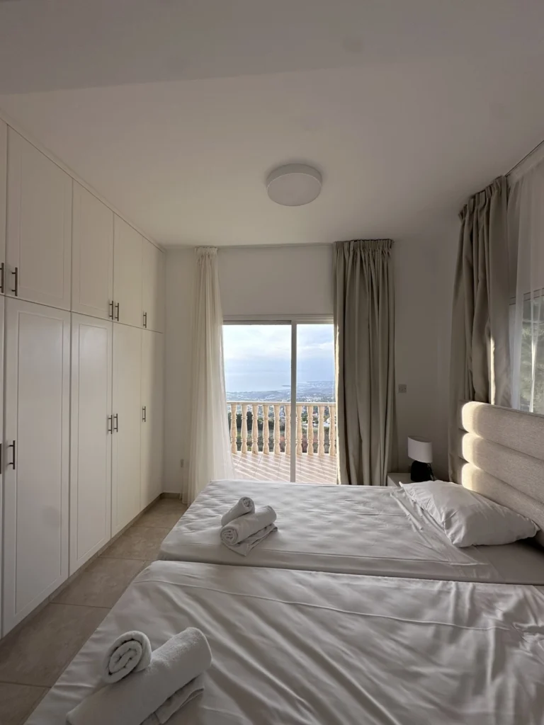 5 Bedroom House for Sale in Tala, Paphos District