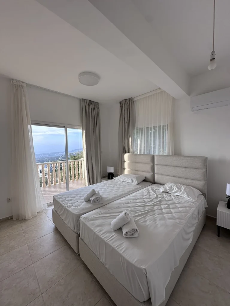 5 Bedroom House for Sale in Tala, Paphos District