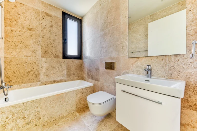 2 Bedroom Apartment for Rent in Potamos Germasogeias, Limassol District