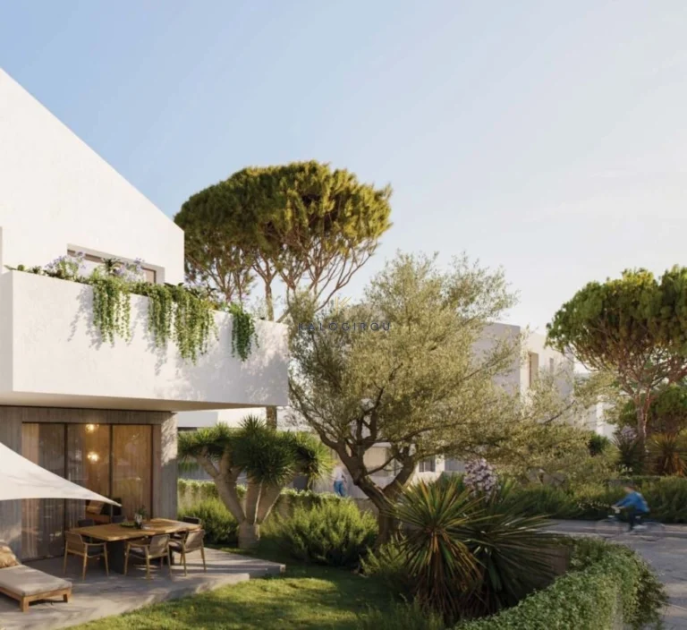 Cheap Houses and Villas for Sale Larnaca up to 800000 euro