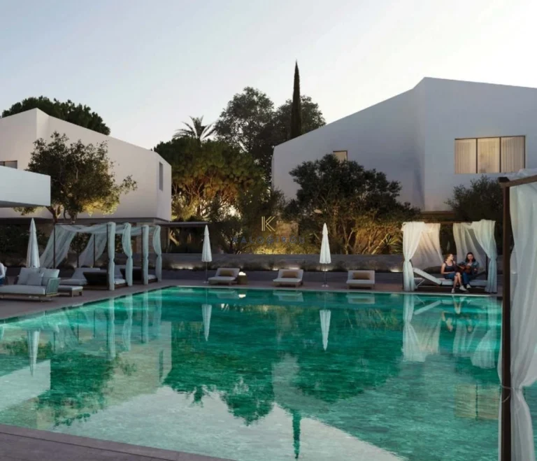 Cheap Houses and Villas for Sale Larnaca up to 800000 euro