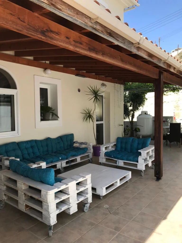 4 Bedroom House for Sale in Agios Tychonas, Limassol District