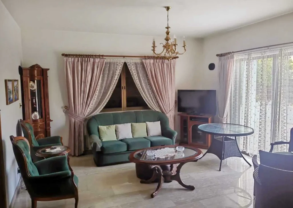 4 Bedroom House for Sale in Limassol – Ekali