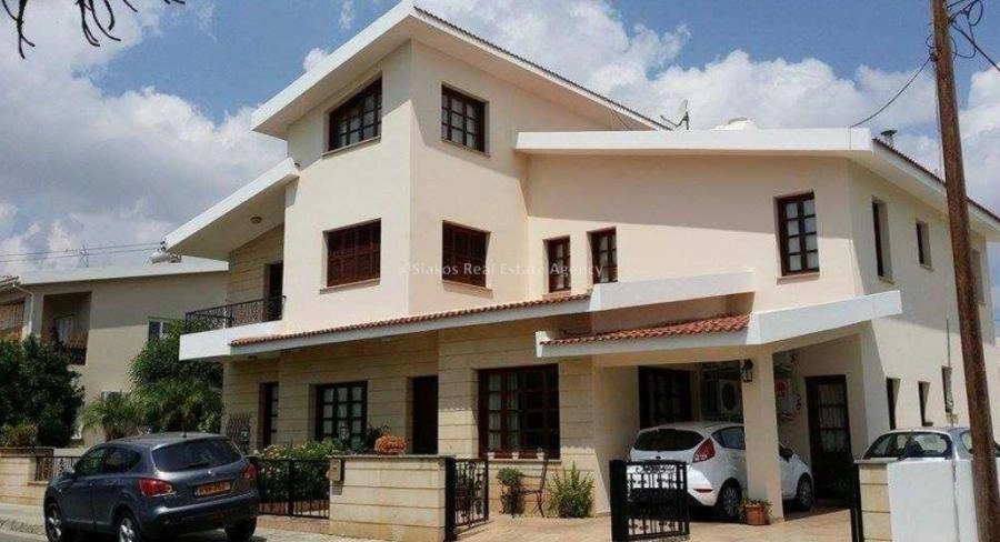 3 Bedroom House for Sale in Aglantzia, Nicosia District