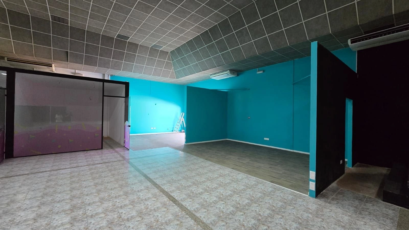 1450m² Office for Rent in Limassol – Zakaki