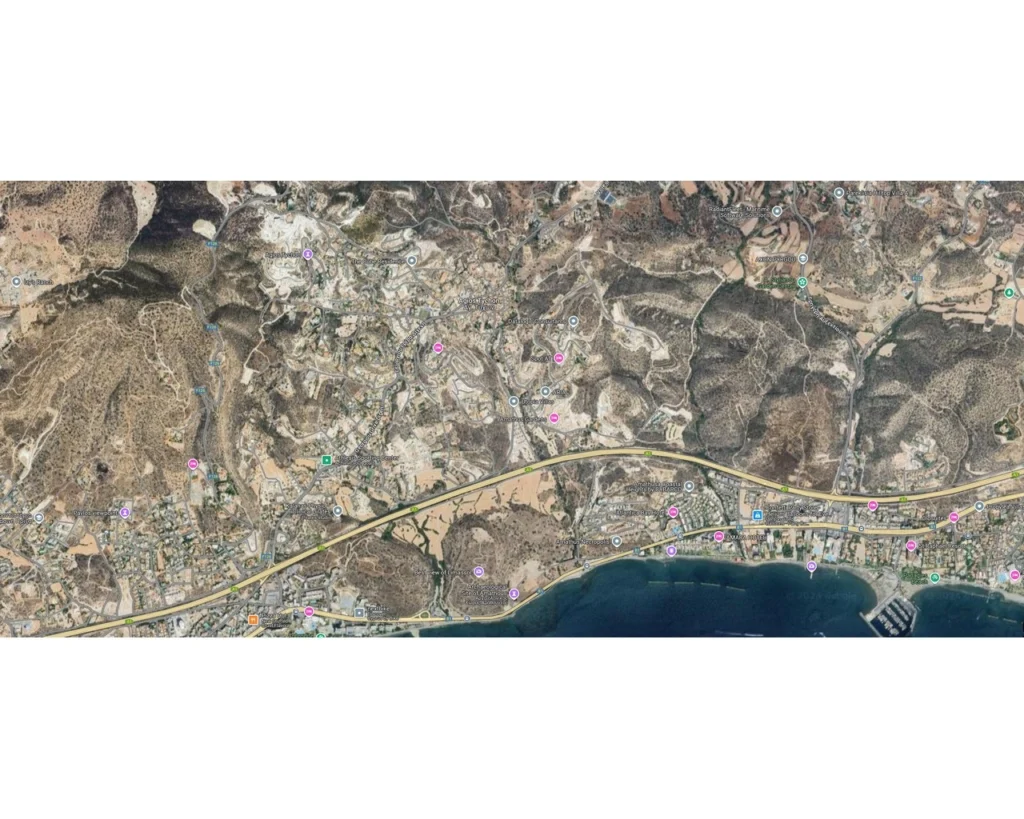 4,524m² Plot for Sale in Agios Tychonas, Limassol District