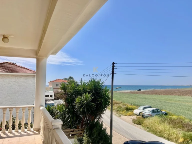 3 Bedroom House for Sale in Pervolia Larnacas