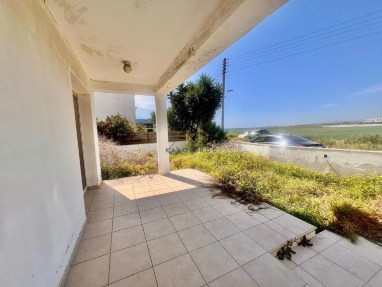 3 Bedroom House for Sale in Pervolia Larnacas
