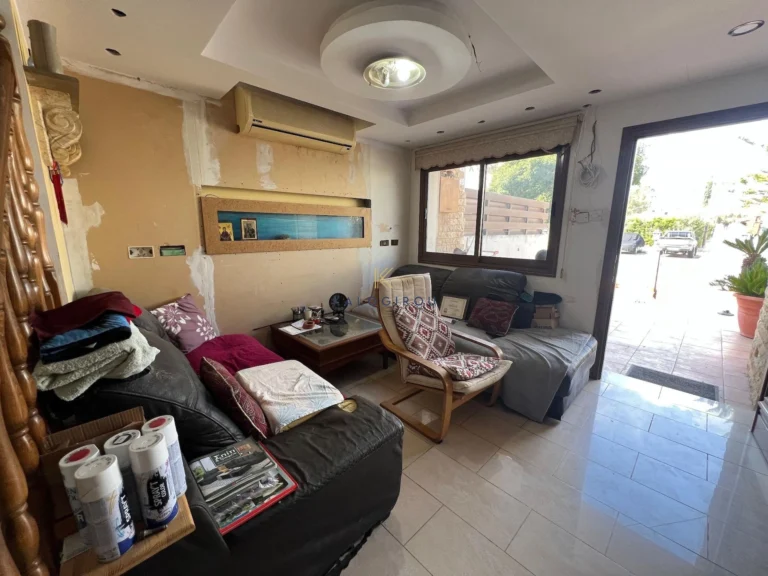 Cheap Houses and Villas for Sale Larnaca up to 200000 euro