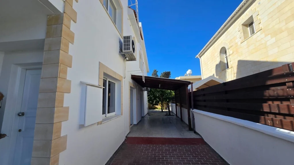 2 Bedroom House for Rent in Limassol District