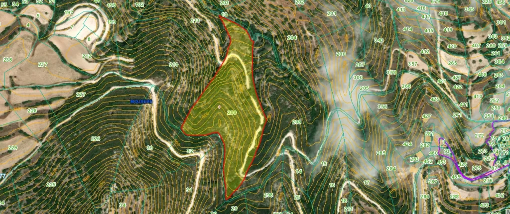 38,128m² Plot for Sale in Mousere, Paphos District