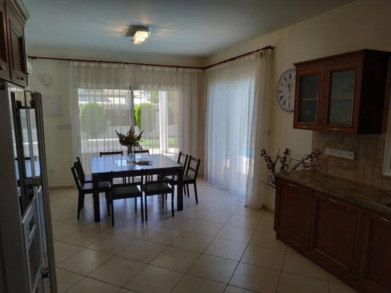 3 Bedroom House for Rent in Agios Tychonas, Limassol District