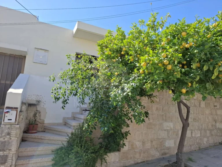 2 Bedroom House for Sale in Limassol – Agios Athanasios