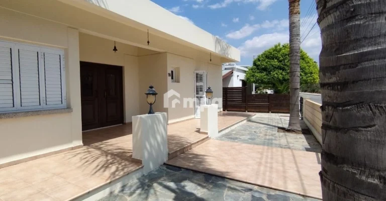 3 Bedroom House for Rent in Strovolos, Nicosia District