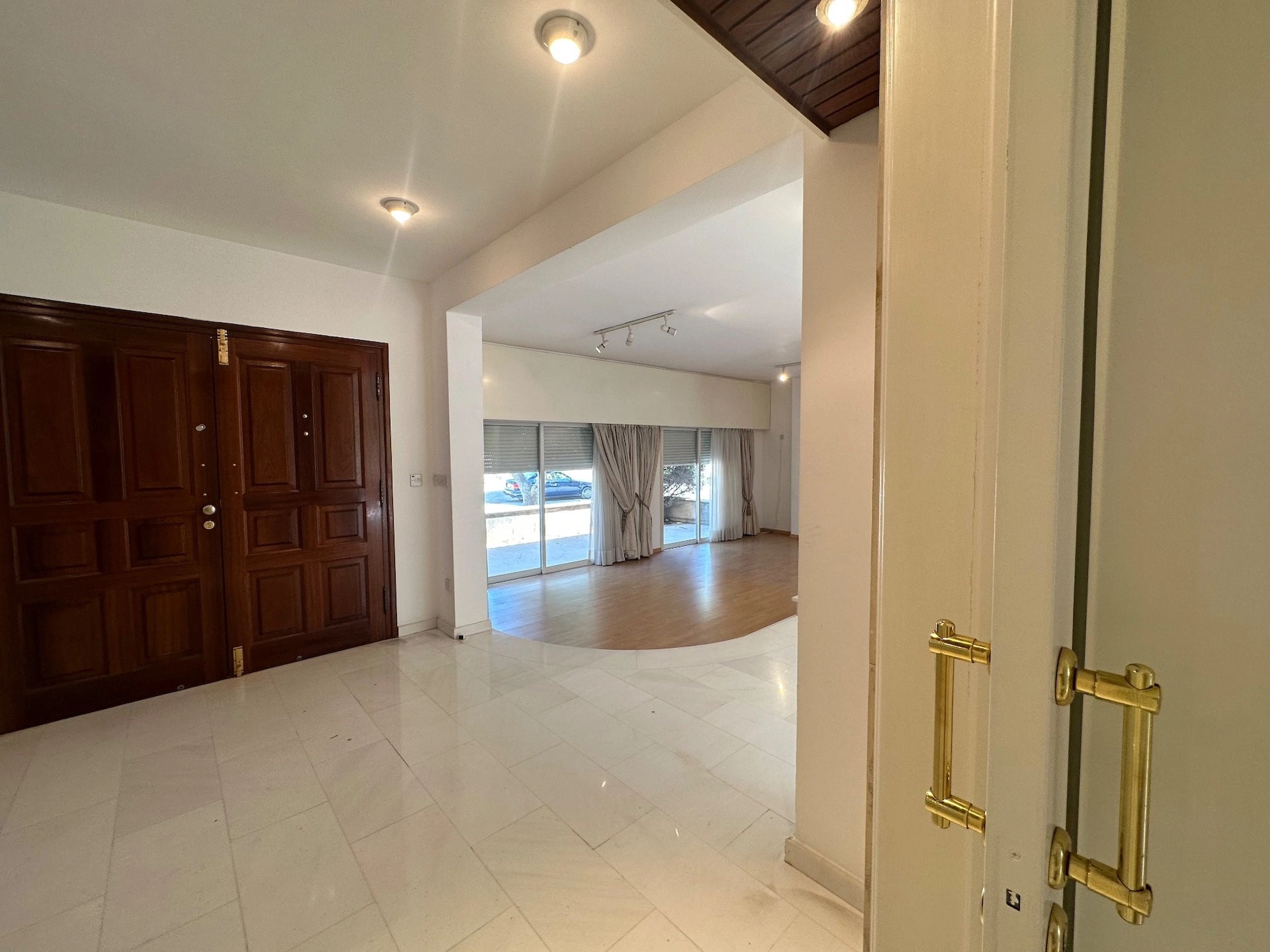 360m² Building for Rent in Limassol – Agios Nektarios