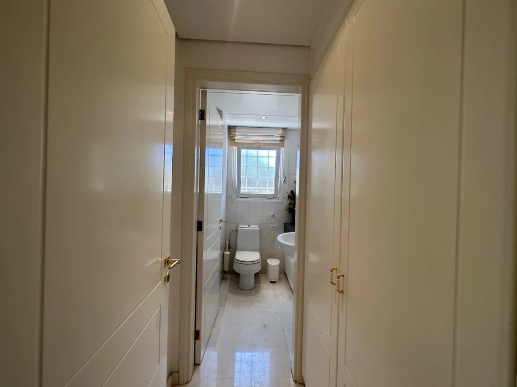 360m² Building for Rent in Limassol – Agios Nektarios