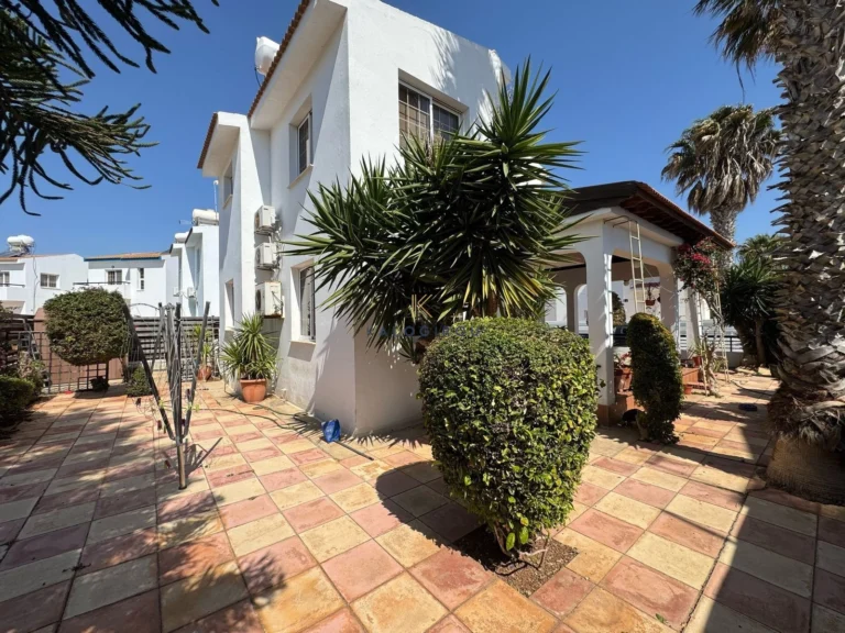 Cheap Houses and Villas for Sale Famagusta up to 300000 euro
