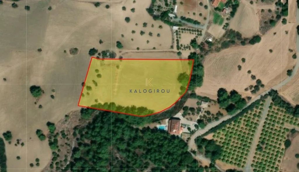 12,041m² Plot for Sale in Pyrga Larnakas, Larnaca District