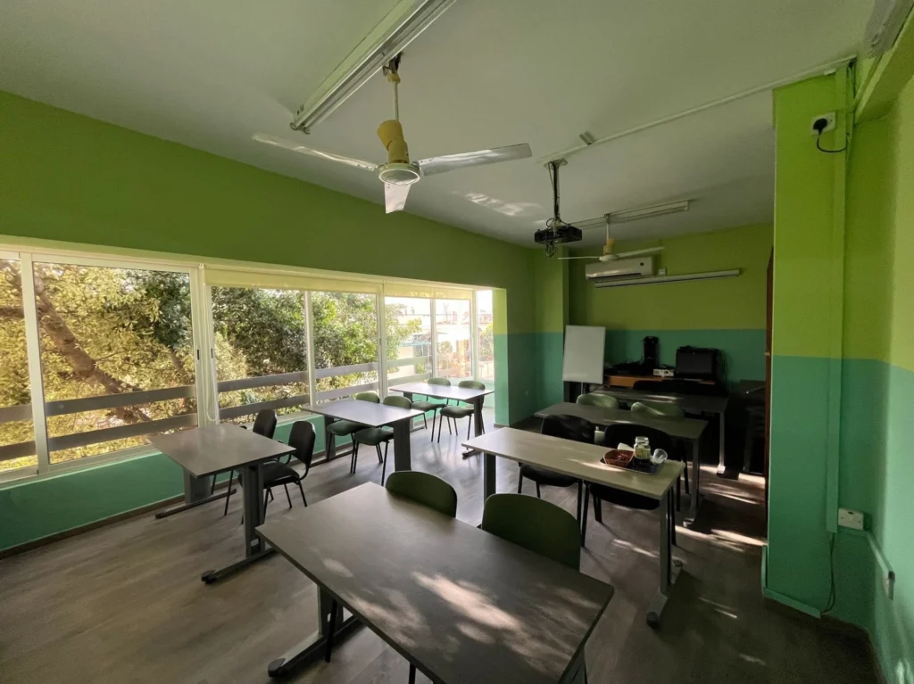 185m² Office for Rent in Limassol District
