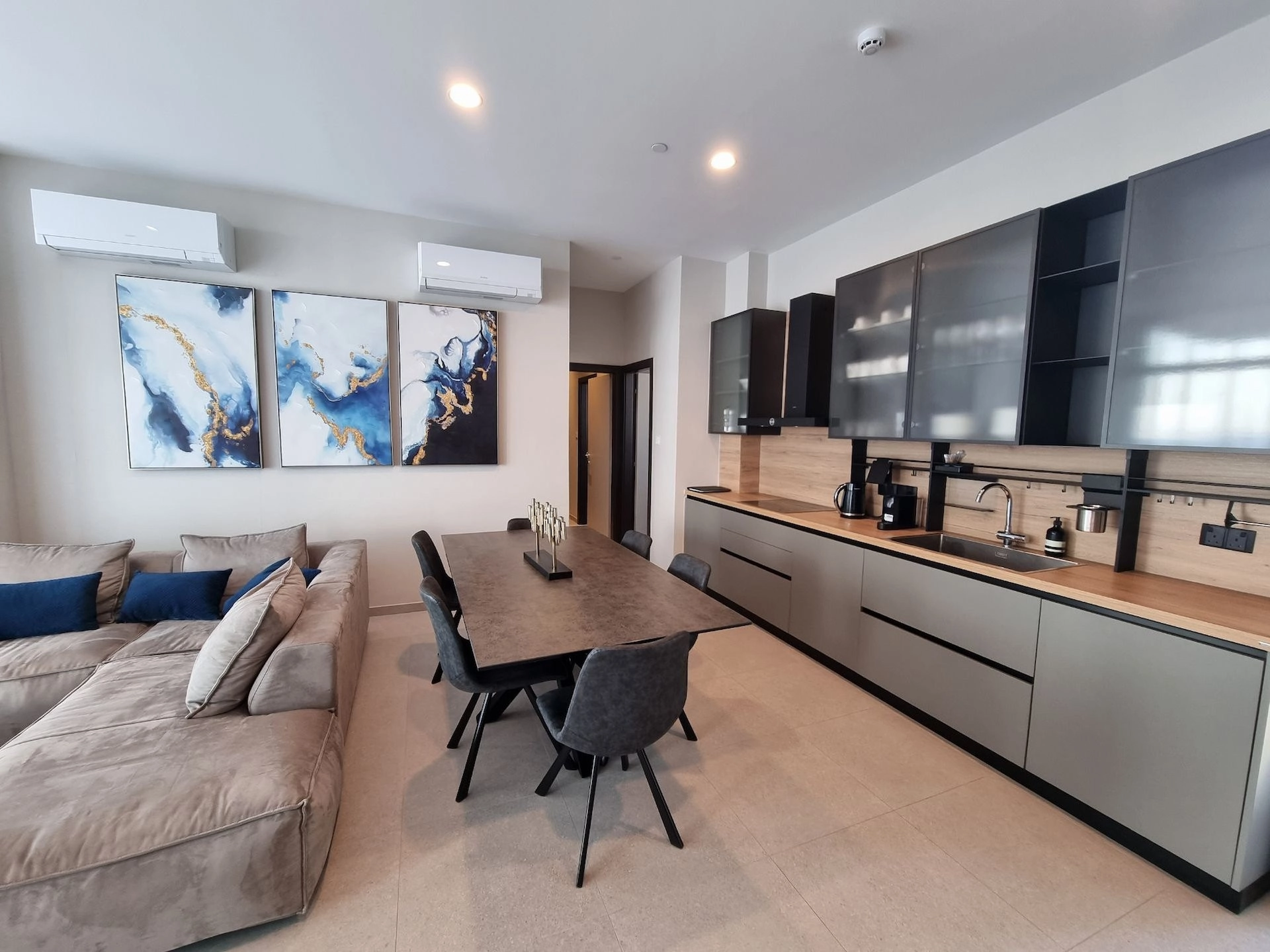 3 Bedroom Apartment for Rent in Potamos Germasogeias, Limassol District
