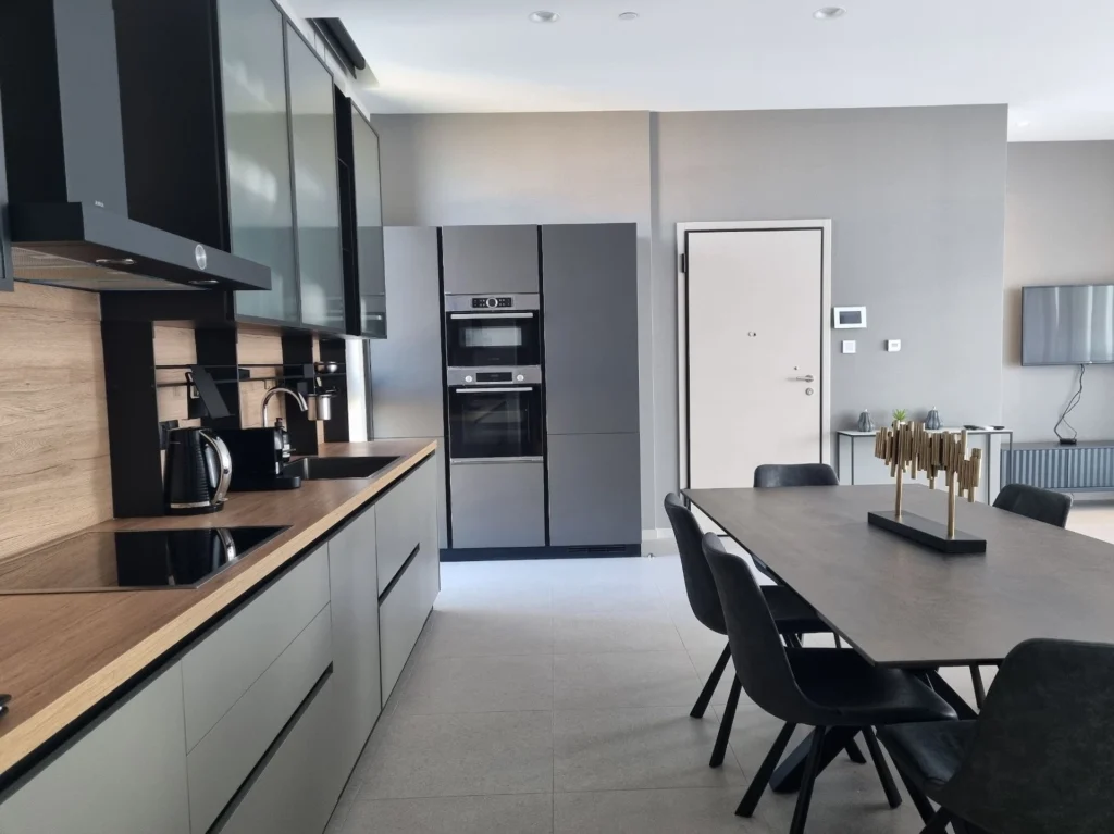 3 Bedroom Apartment for Rent in Potamos Germasogeias, Limassol District