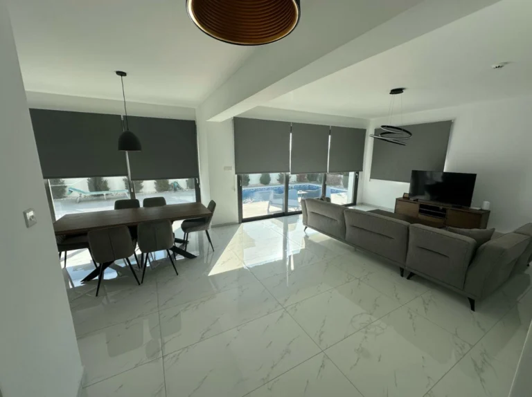 4 Bedroom House for Sale in Livadia Larnakas, Larnaca District