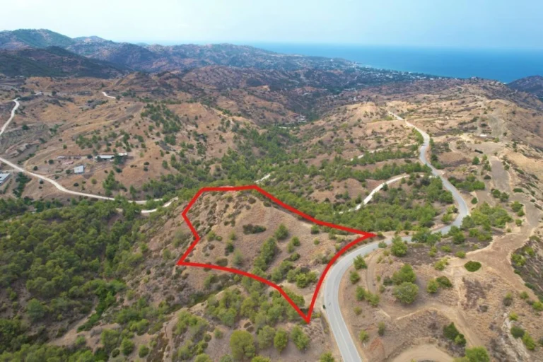 12,375m² Plot for Sale in Nicosia District