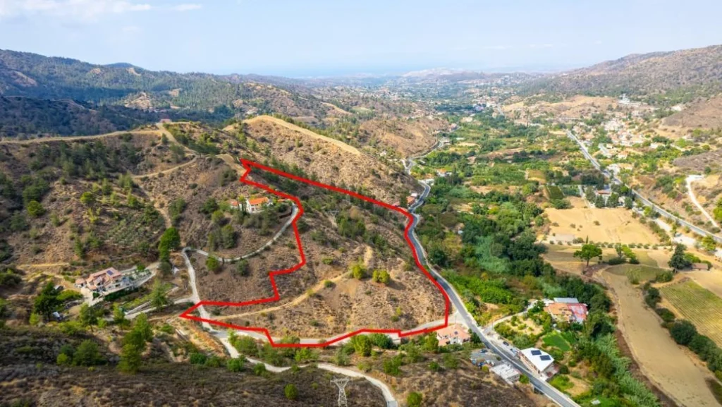 31,773m² Plot for Sale in Galata, Nicosia District