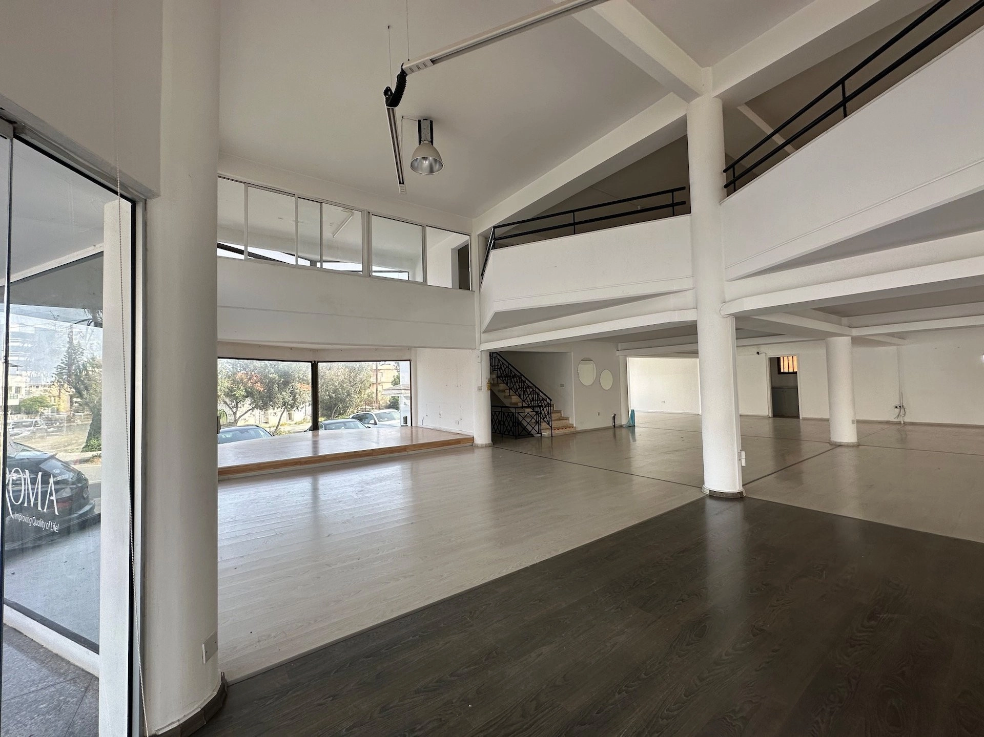 600m² Commercial for Rent in Kato Polemidia, Limassol District