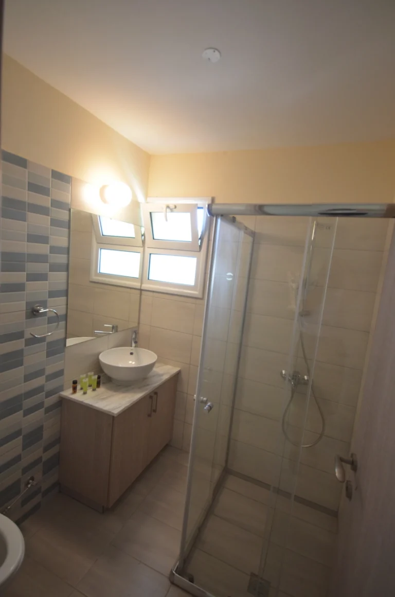 3 Bedroom House for Sale in Tombs Of the Kings, Paphos District