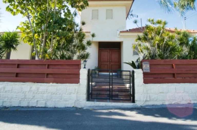 3 Bedroom House for Sale in Moni, Limassol District